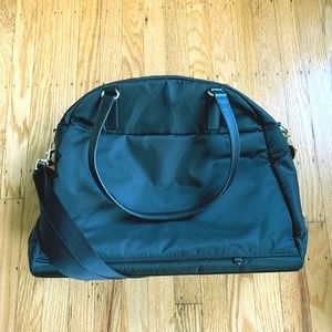 Lo and Sons OG bag - black and in great condition!